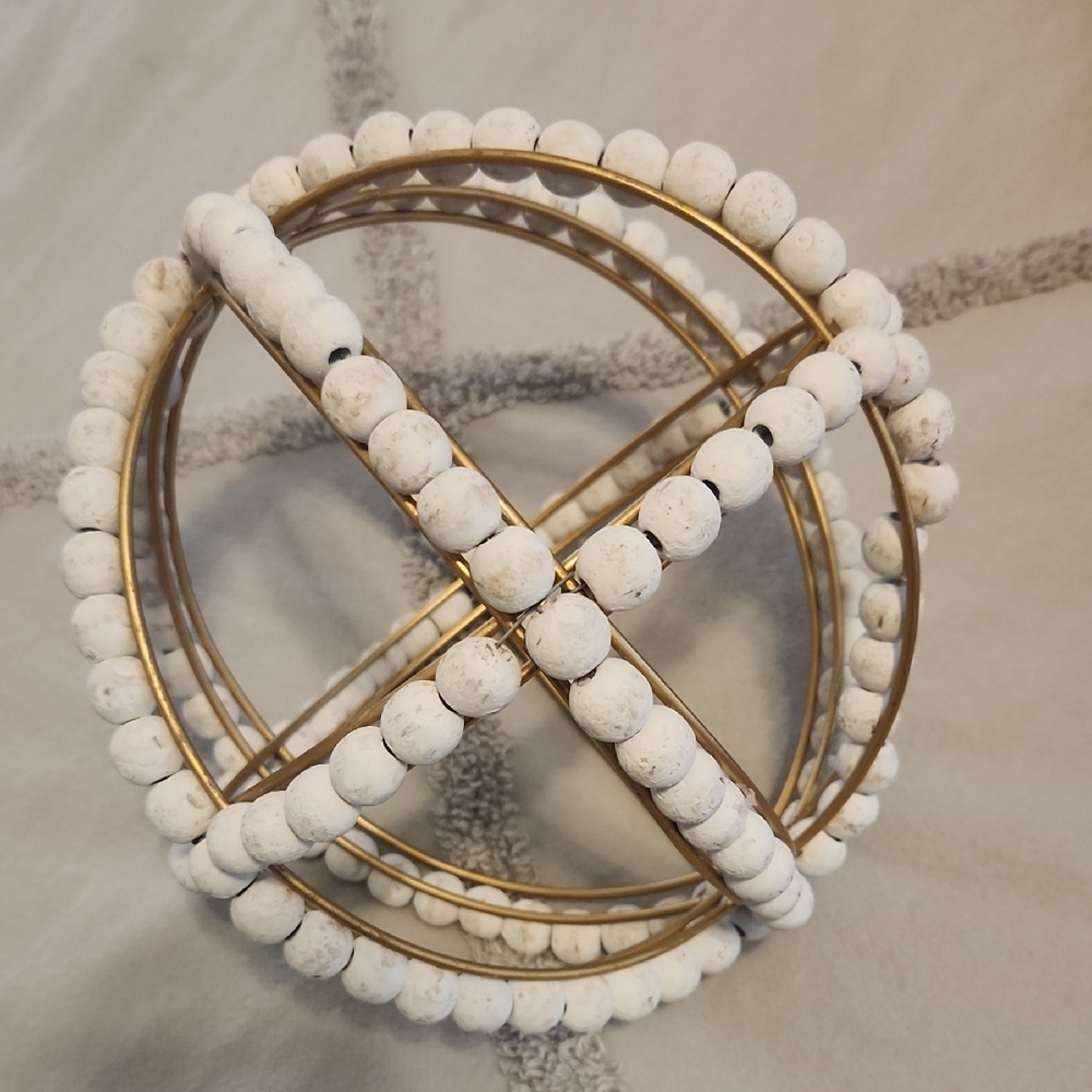 Esplanade I White and Gold Decorative Sphere